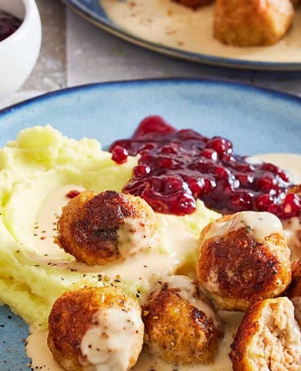 Köttbullar mit Kartoffelpüree