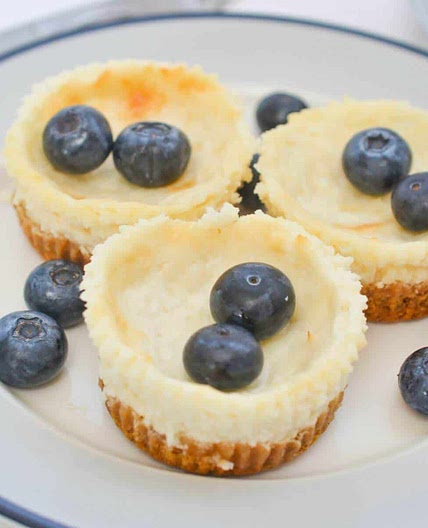 Mini Baked Vegan Cheesecake