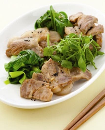 봄나물돼지고기구이