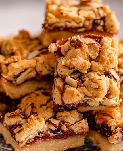 Almond Raspberry Shortbread Bars