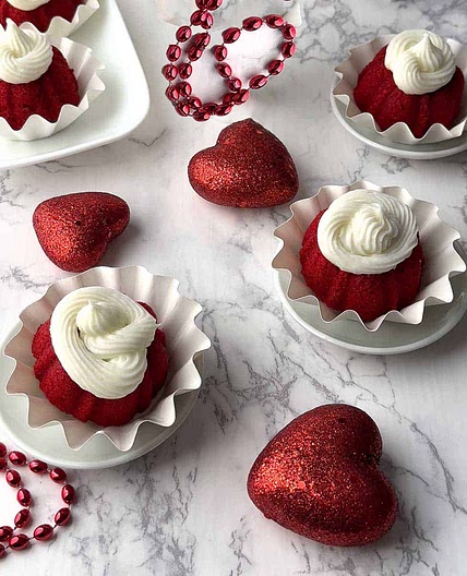 Mini Red Velvet Bundt Cakes
