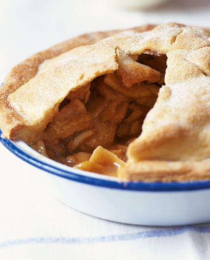 Homemade apple pie