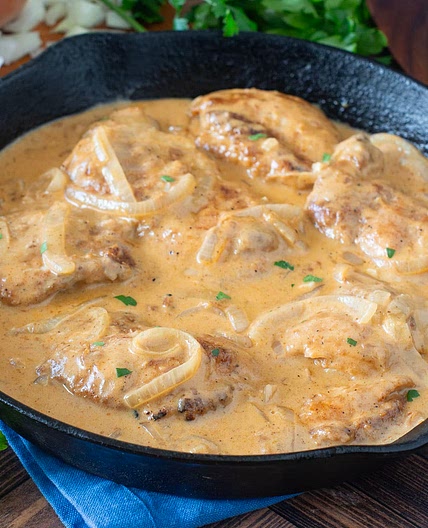 Smothered Chicken Thighs Recipe