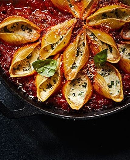 Stuffed pasta bake bolognese