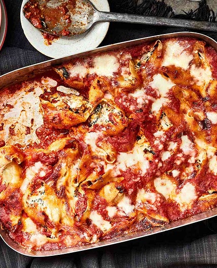 Sausage-and-Kale Stuffed Shells
