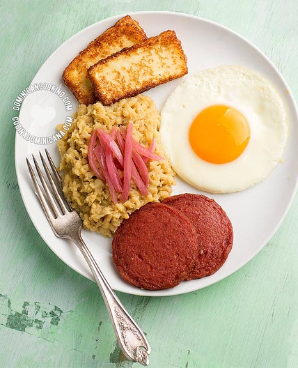 Mangu [Video+Recipe] Dominican Mashed Plantains