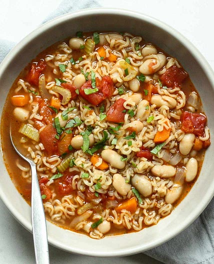Pasta e Fagioli with Instant Ramen Noodles