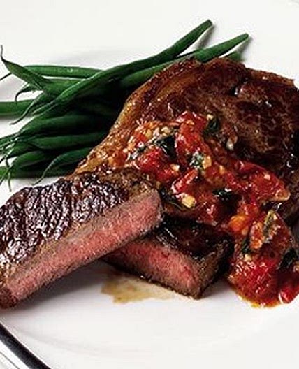 Steak with pizzaiola sauce
