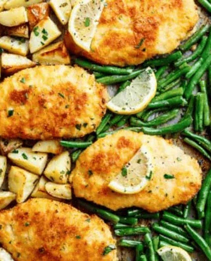 Crispy Parmesan Baked Chicken with Veggies (Milanese)