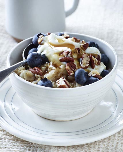 Creamy Blueberry-Pecan Overnight Oatmeal