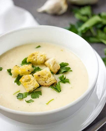 Austrian Garlic Soup With Croutons