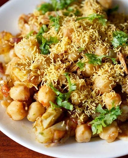Aloo Chana Chaat