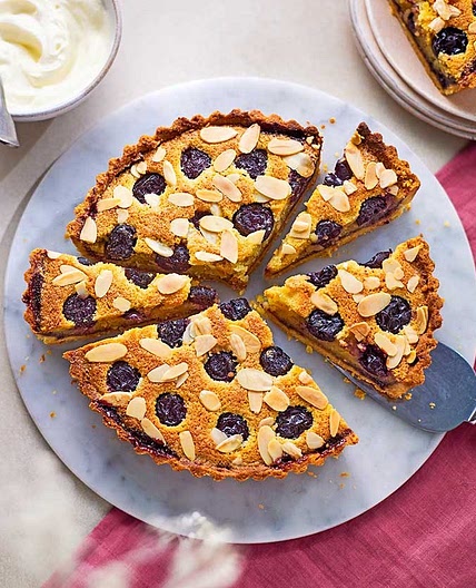 Cherry bakewell tart