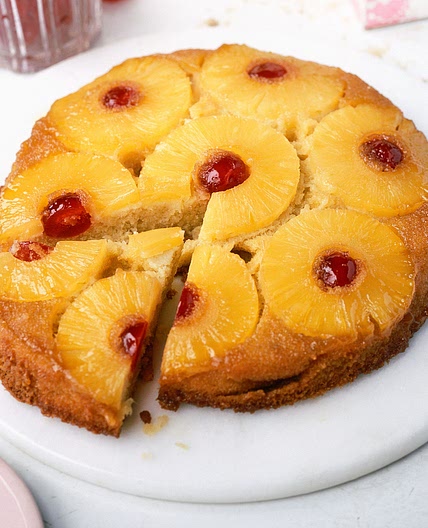 Pineapple upside-down cake