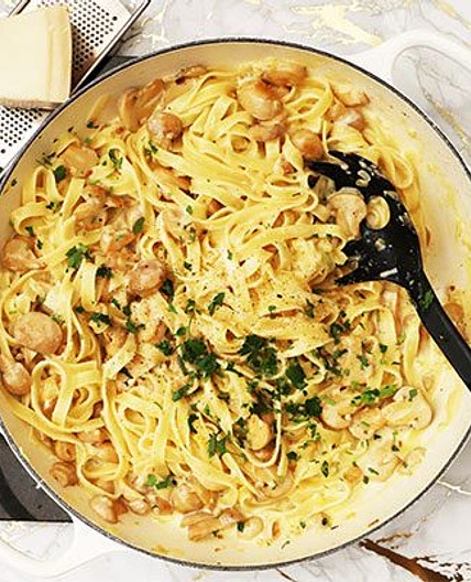 Creamy mushroom pasta