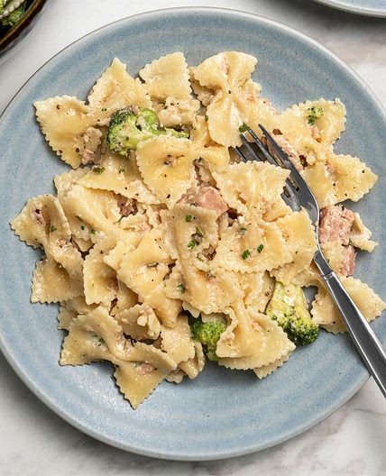 Ham and Broccoli Pasta