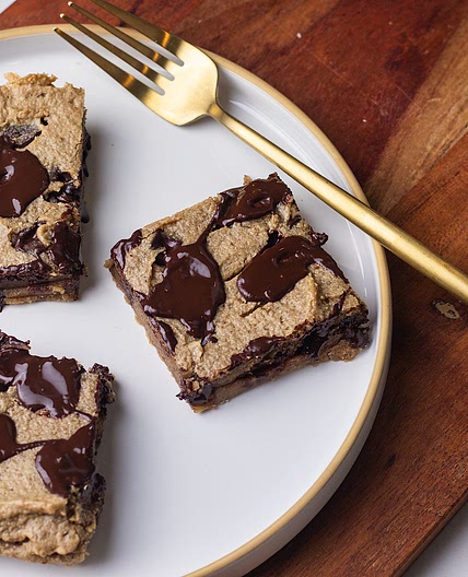 vegan tahini oat flour blondies (gluten free)