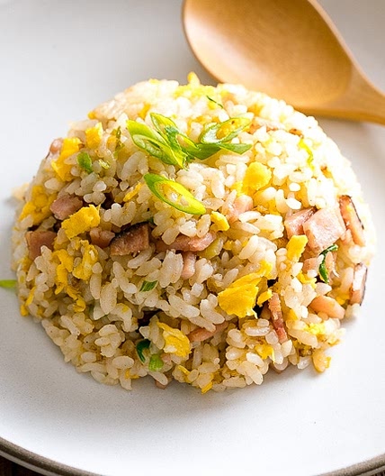 Easy Japanese Fried Rice (Yakimeshi)