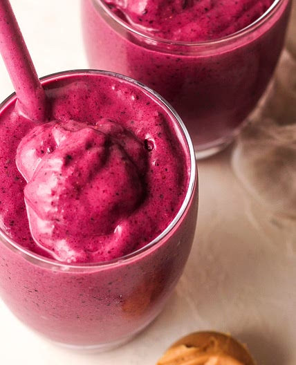 Berry Peanut Butter Smoothies