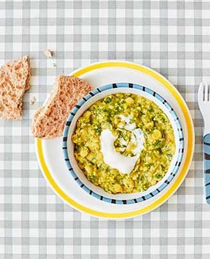 Toddler recipe: Mild split pea & spinach dhal