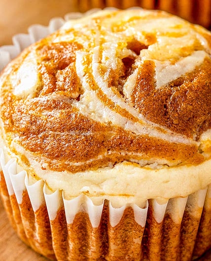 Pumpkin Cream Cheese Swirl Muffins