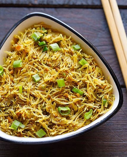 Singapore Noodles (Singapore Mei Fun)