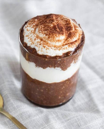 Tiramisu Overnight Oats Recipe (Healthy + Vegan!)
