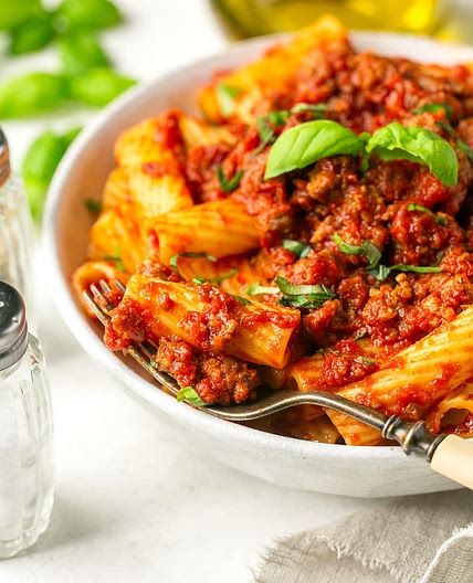 Crock Pot Pasta Sauce with Sausage