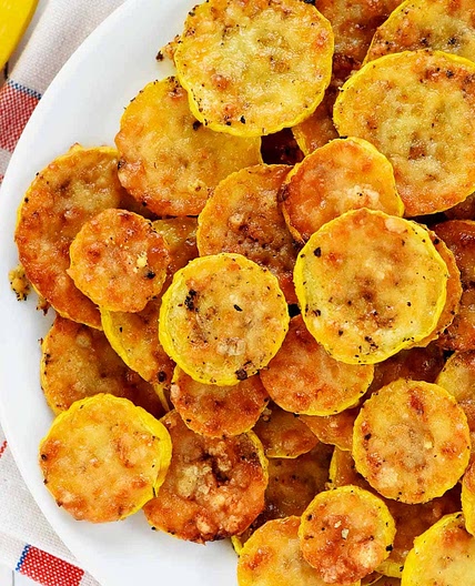 Parmesan Baked Yellow Squash Recipe (2 Ingredients)