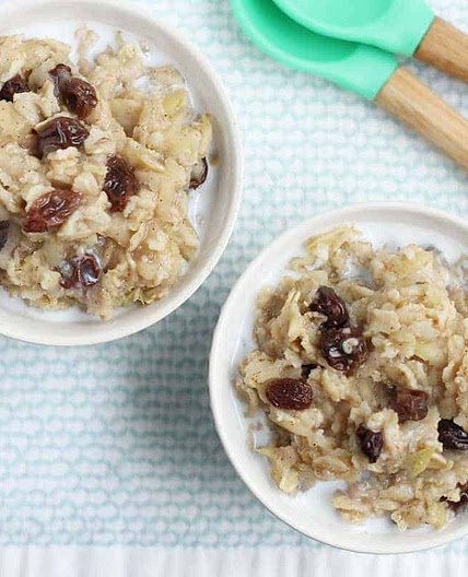 Apple Cinnamon Oatmeal with Raisins