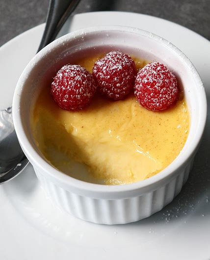 Old Fashioned Baked Vanilla Custard