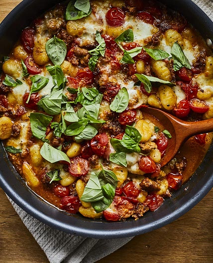 Gnocchis aux tomates et à la saucisse italienne