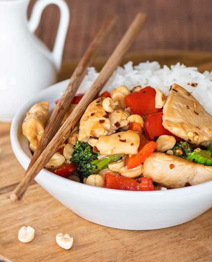 Best Kung Pao Chicken Recipe (Panda Express Copycat)