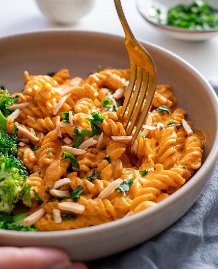 10-Minute High Protein Romesco Pasta (Vegan and GF)
