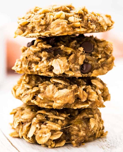 3-Ingredient Banana Oatmeal Breakfast Cookie