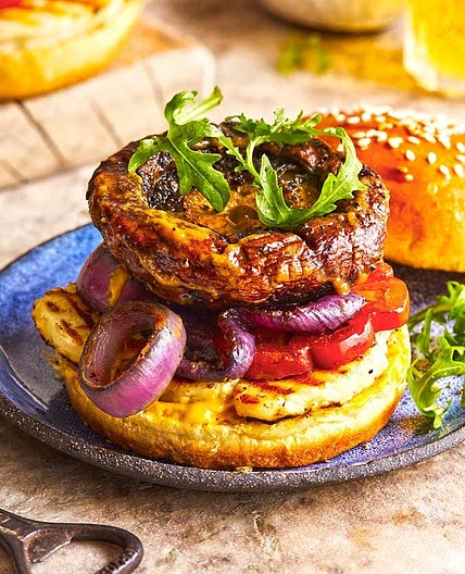 Miso mushroom & halloumi burgers