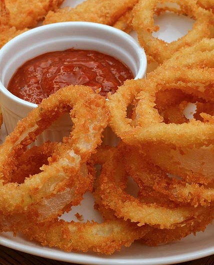 Receita de Cebola empanada (onion rings)