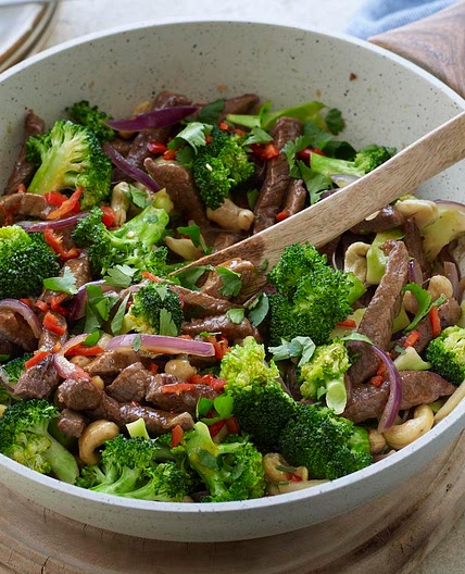 Easy beef and broccoli stir-fry