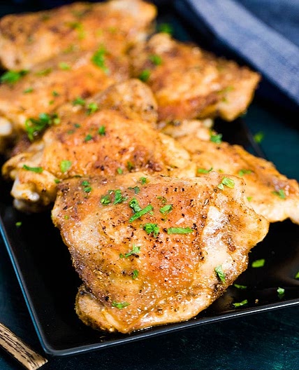 Crispy Baked Chicken Thighs