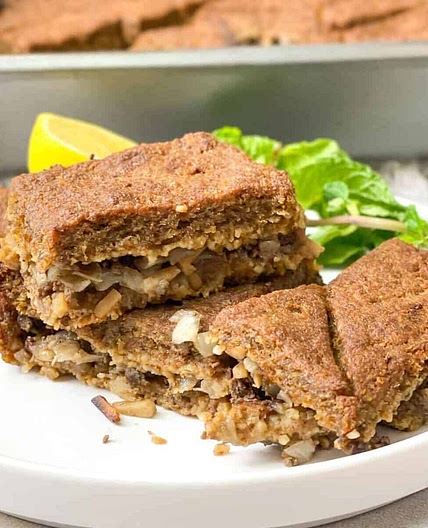 Kibbeh Bil Sanieh (Baked Kibbeh)
