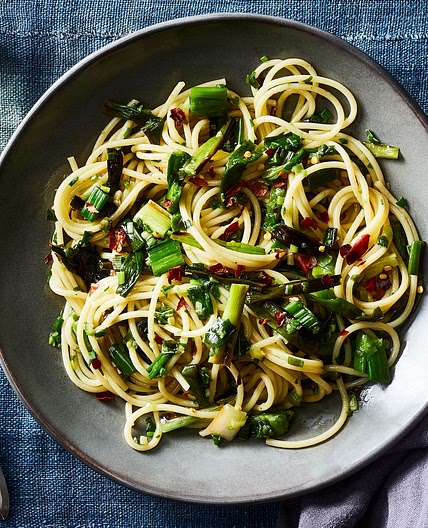 Spaghetti Pasta with Charred Scallion Sauce