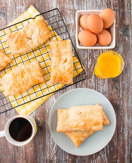 Breakfast Hand Pies with Egg, Ham and Cheese