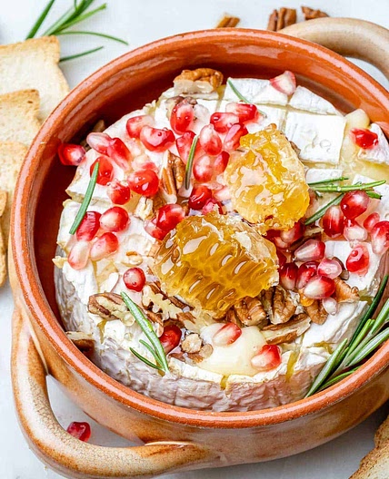 Baked Brie with Pomegranate