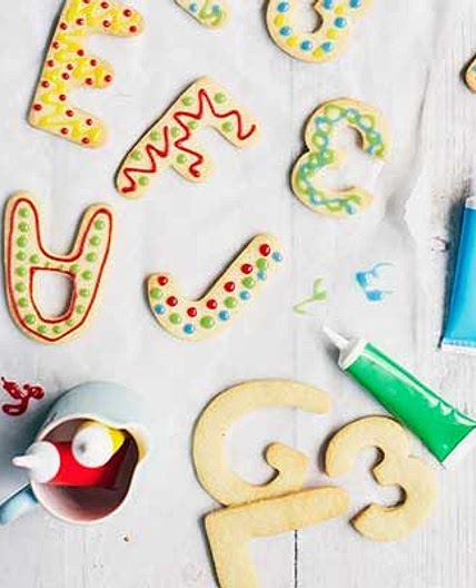 Simple iced biscuits