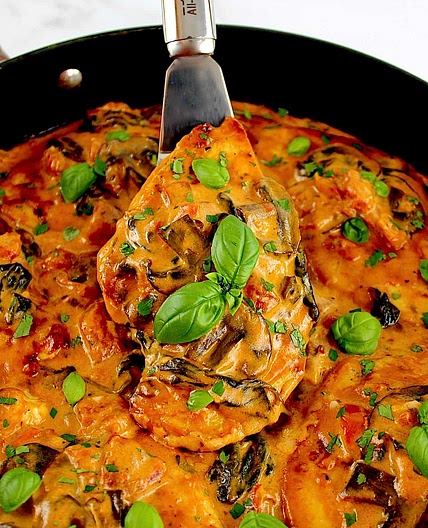 Creamy Tuscan Chicken Skillet