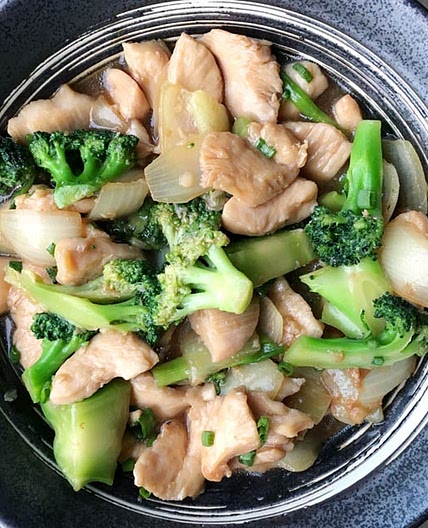 Chinese Chicken Broccoli Stirfry
