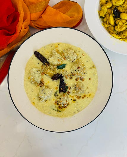 Paruppu Urundai Mor Kuzhambu: Authentic South Indian Recipe