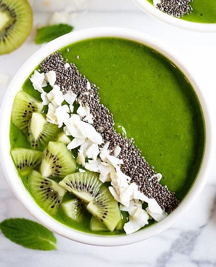 Tropical Green Smoothie Bowl
