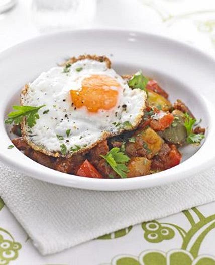 Potato, pepper & chorizo stew with fried eggs