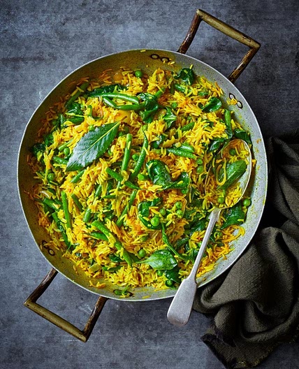 Golden onion and spring veg pilaf